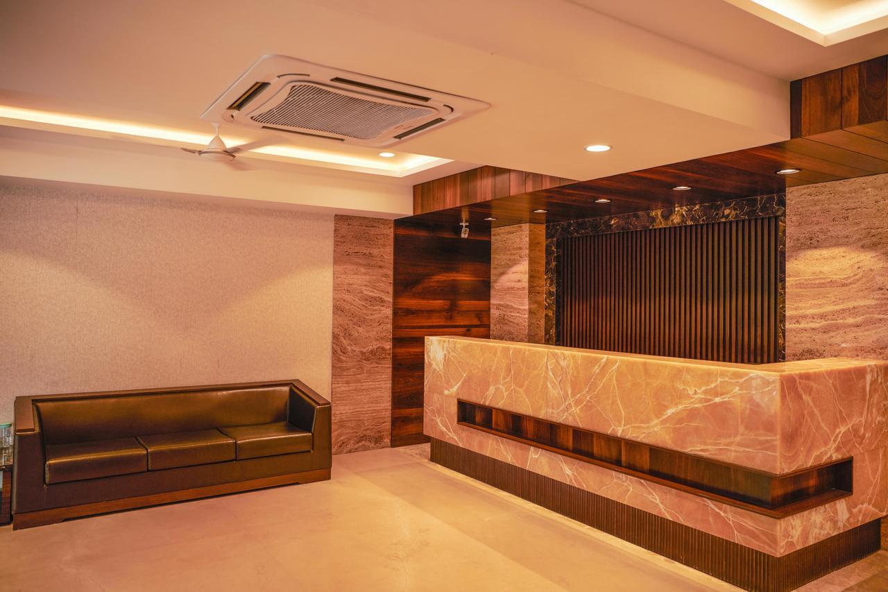 Hotel The Atithi Niwas Indore Exterior foto