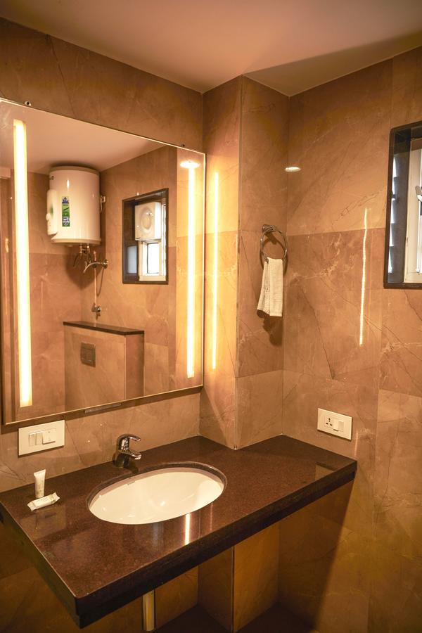 Hotel The Atithi Niwas Indore Exterior foto