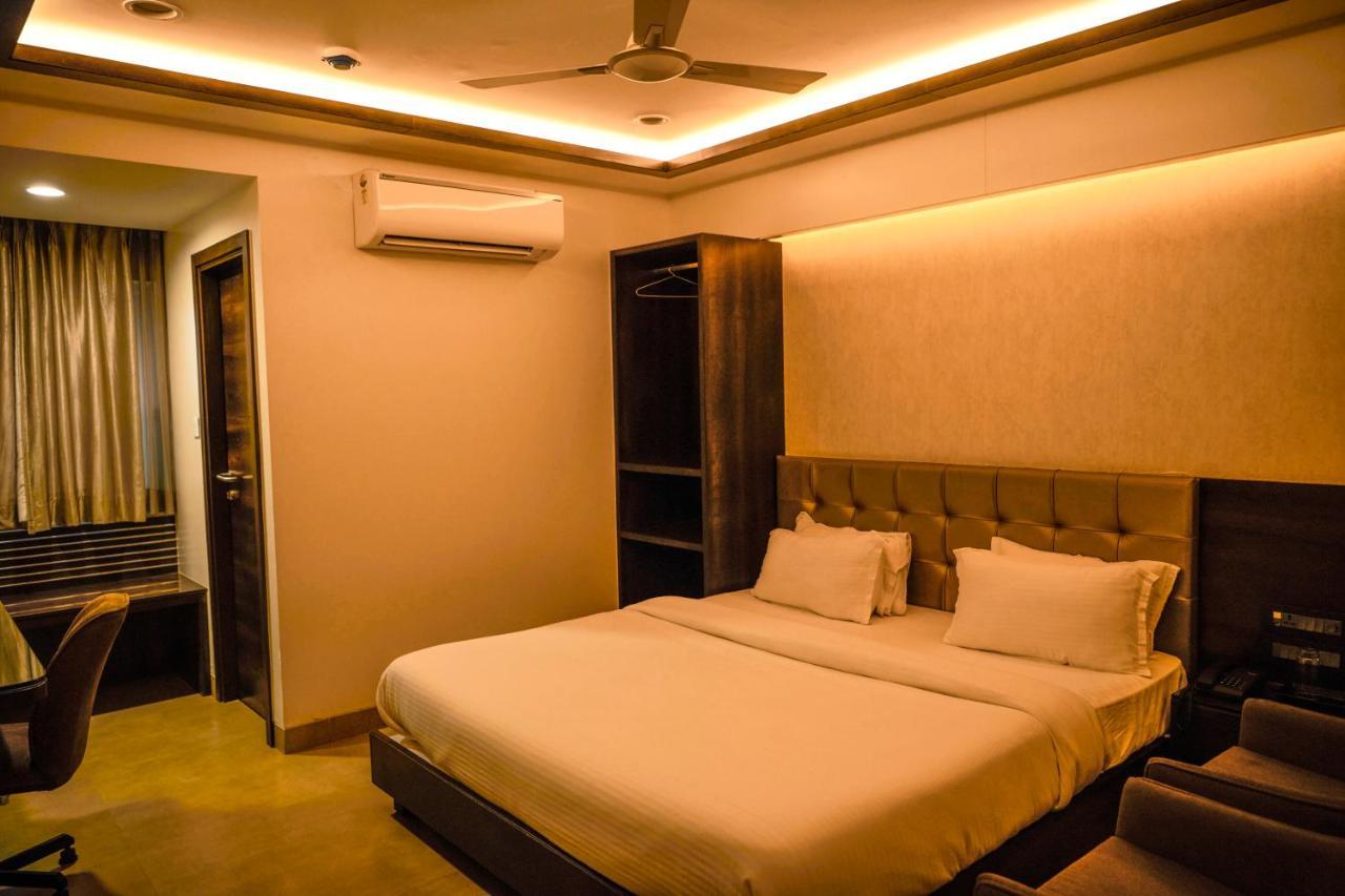 Hotel The Atithi Niwas Indore Exterior foto